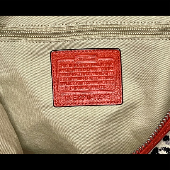 COACH cheetah print - Picture 3 of 4